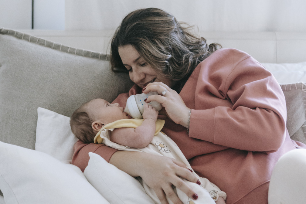 供卵代生孕妇何时进行三维超声检查？